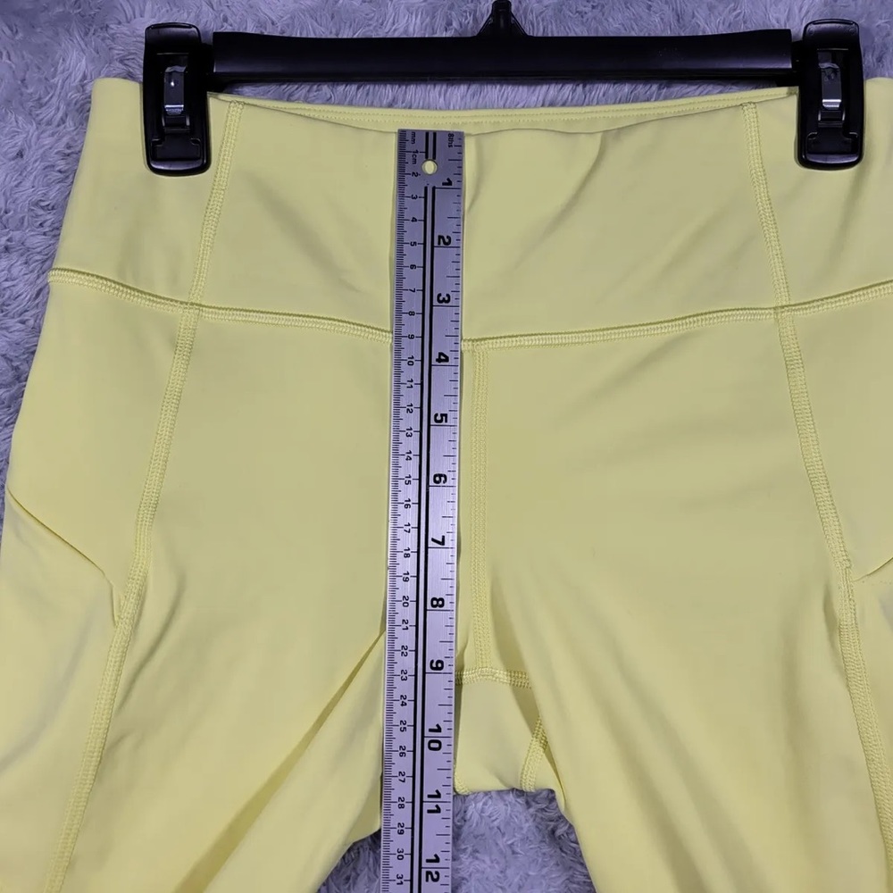 Athleta Mesh Contender Capris - image 4